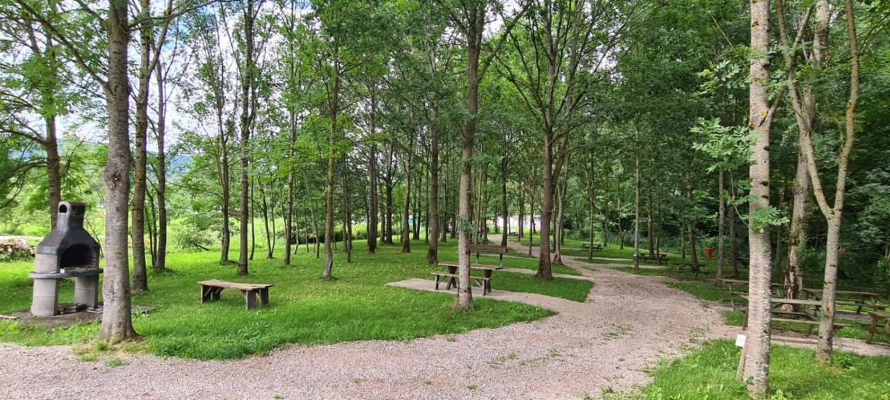 Camping Le Pre Cathare Lavelanet Eksteriør bilde